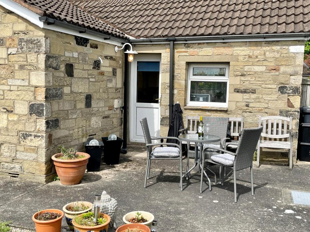 The Cottage York Exteriör bild